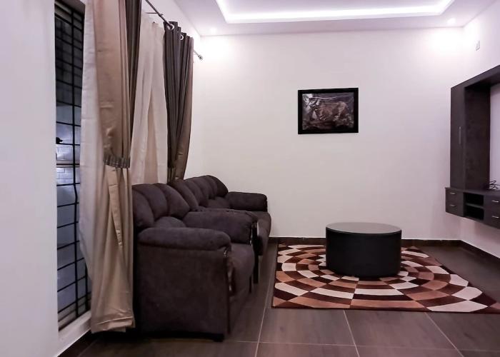 Roomshala 135 Paradise Villa Banglore