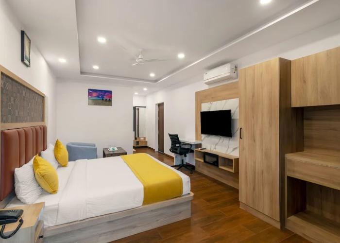 Gateway Premium Inn