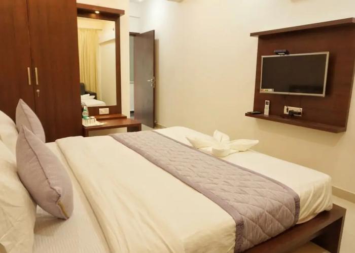 Gateway Premium Inn