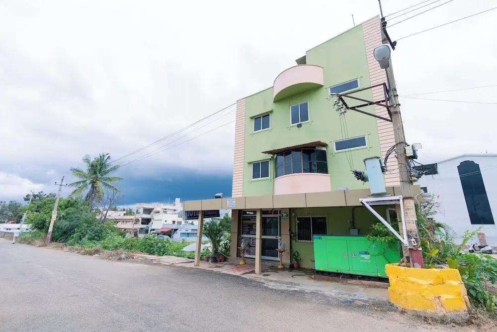 фото Hotel Natasha Regency