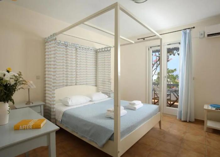 Aeolos Hotel