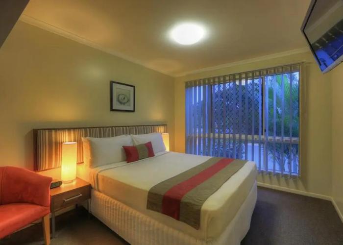Tropixx Motel & Restaurant