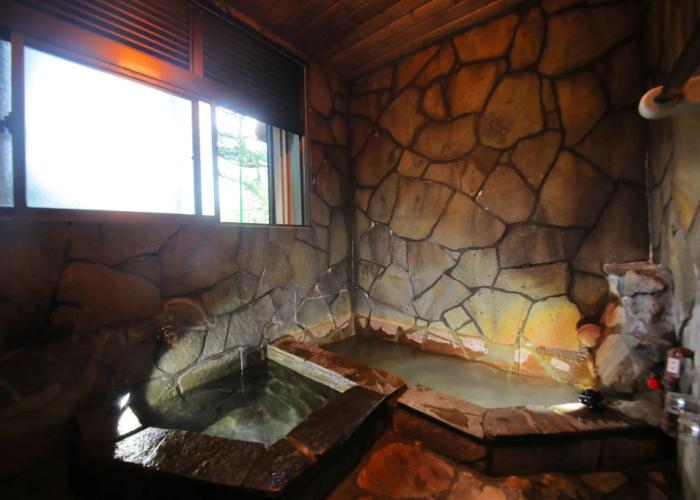 Sakura Sakura Hot Springs