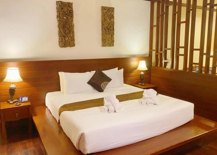 Arawan Riverside Hotel