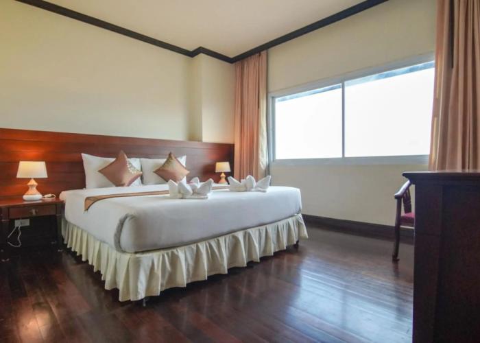 Arawan Riverside Hotel