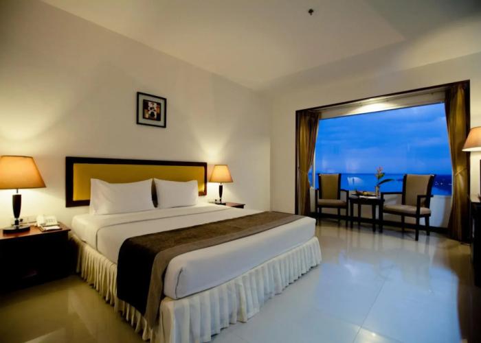 Champasak Grand Hotel
