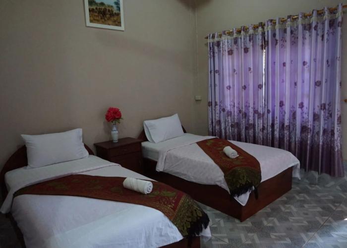 Phetphaylin Hotel