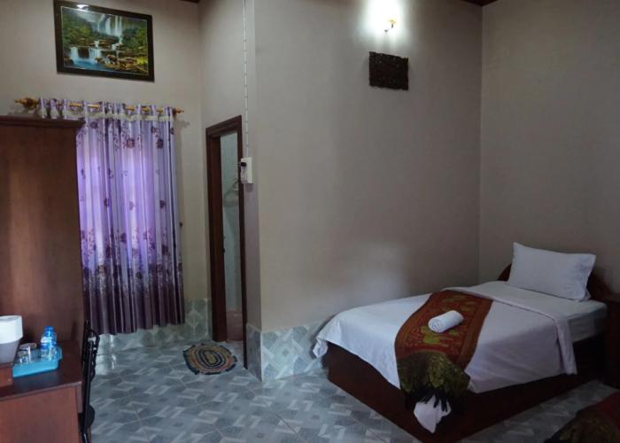 Phetphaylin Hotel