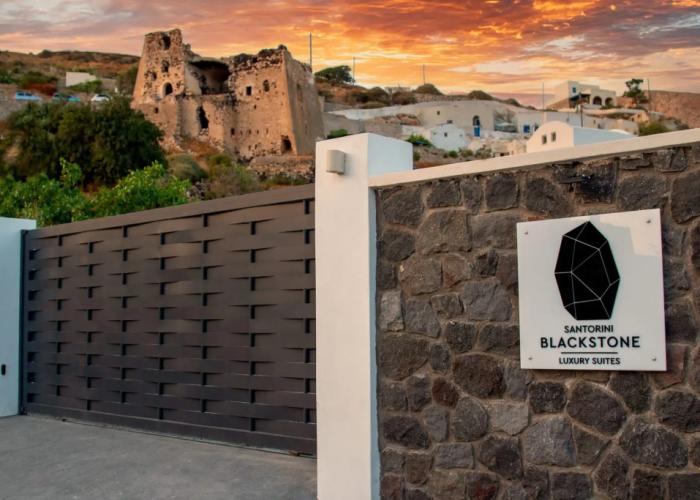 BlackStone Luxury Suites