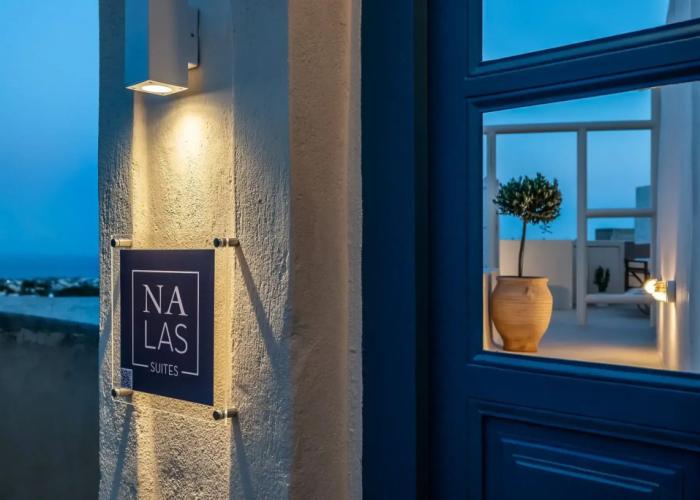 Nalas Suites Santorini