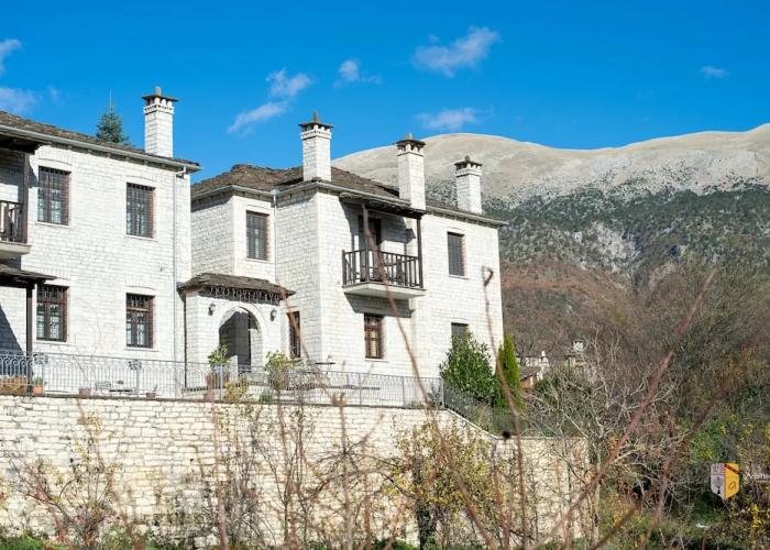 Arkefthos Mountain Hotel