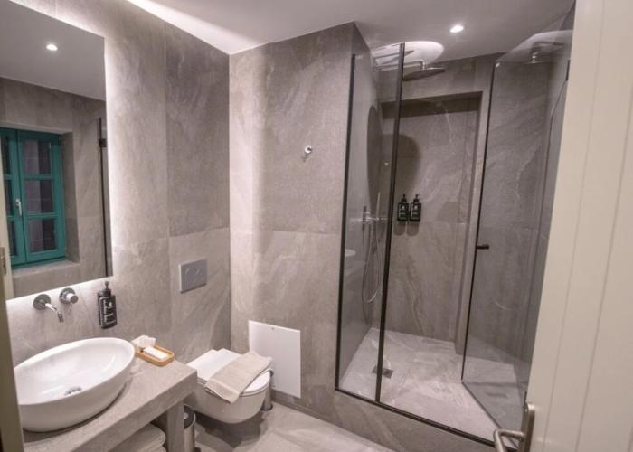 MAKRIS Papigo luxury suites