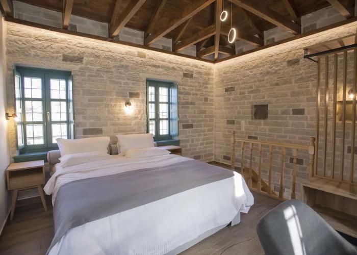 MAKRIS Papigo luxury suites