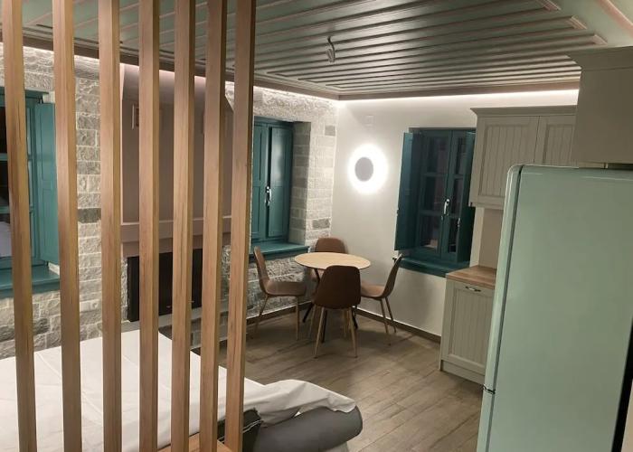MAKRIS Papigo luxury suites