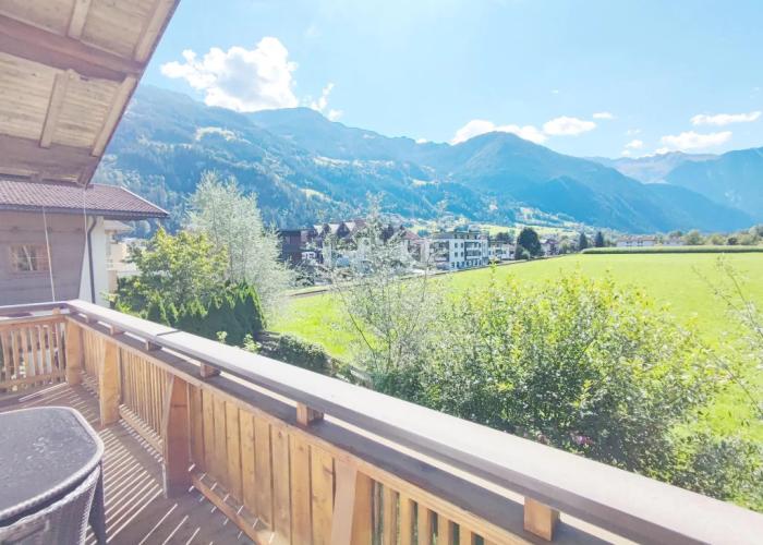 Apartment in Ramsau in Tyrol With a Balcony