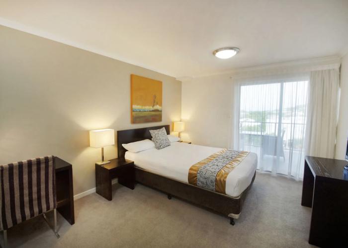Gladstone City Central Apartment Hotel