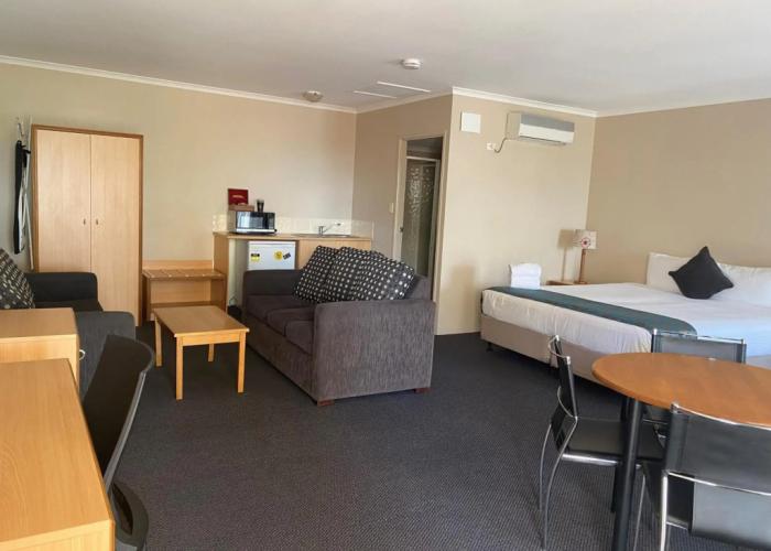 Harbour Sails Motor Inn