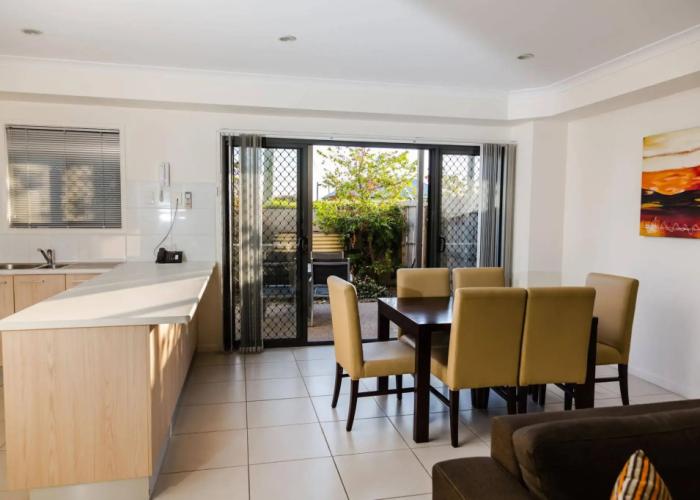 Gladstone Heights Executive Apartments
