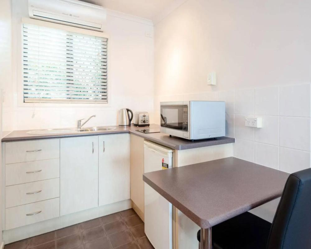 фото Central Studio Accommodation