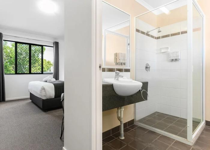 CQ Motel Gladstone