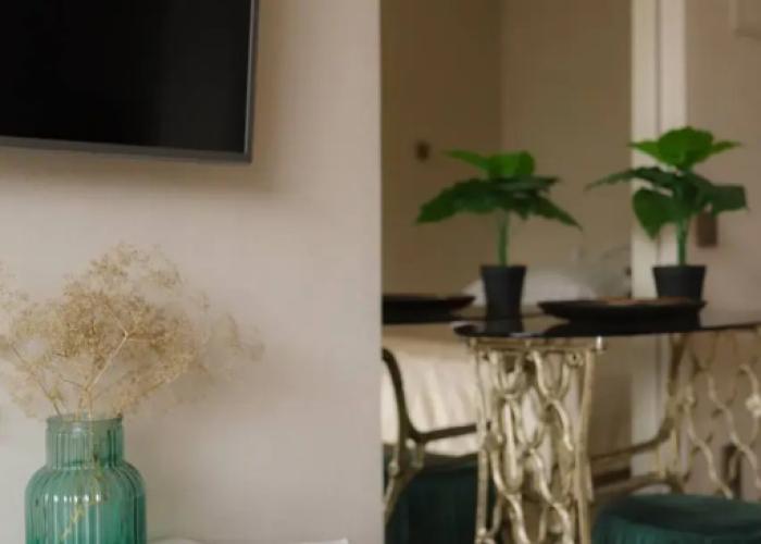 Emerald Apartments