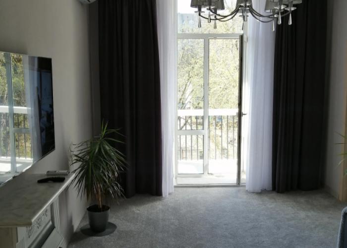 Lenina 12 Apartments
