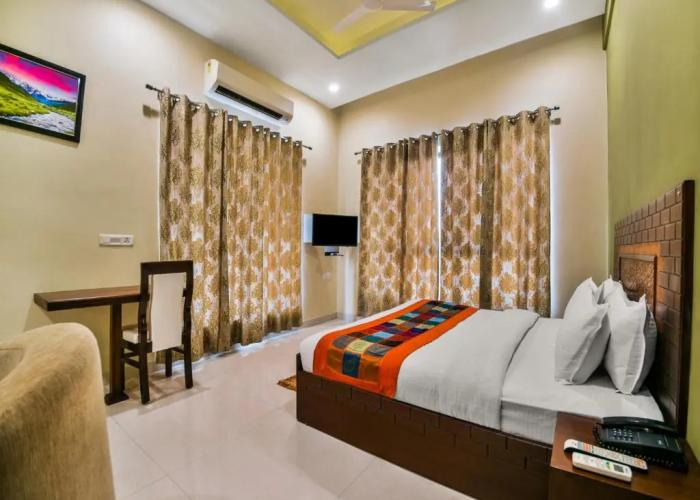 Hotel Amrit Manthan