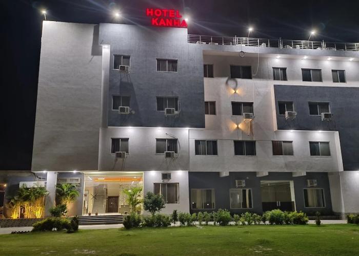 Kanha Hotel & Resort