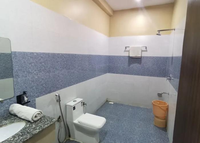 Kanha Hotel & Resort
