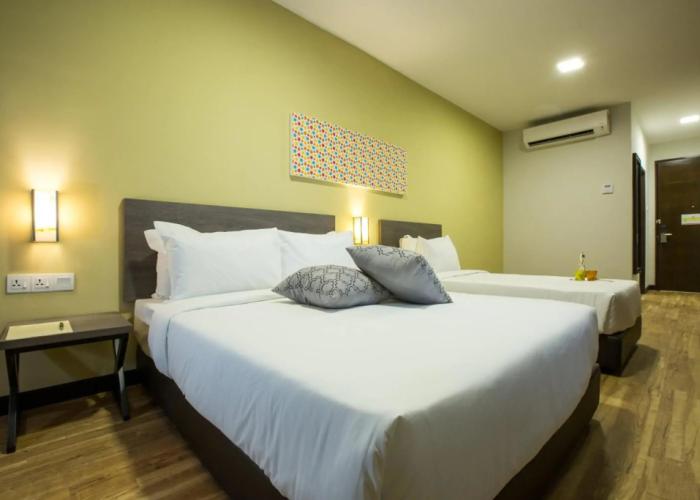 Humaira Hotel