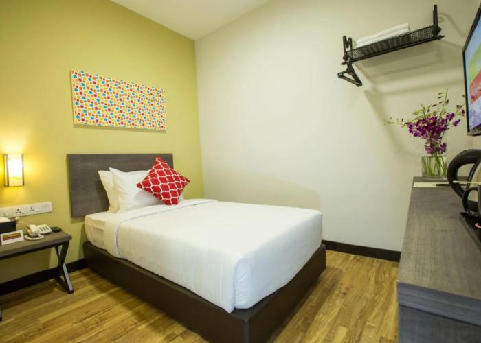 Humaira Hotel