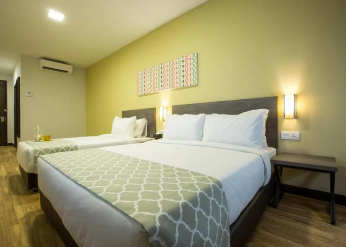 Humaira Hotel