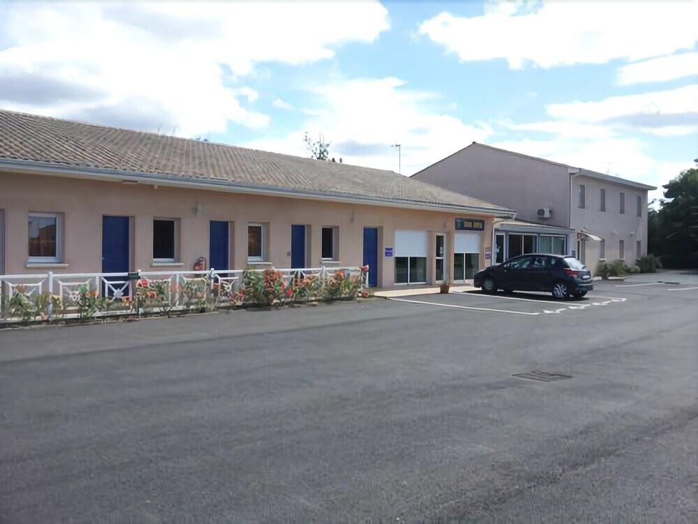 Château Tour Saint-Fort