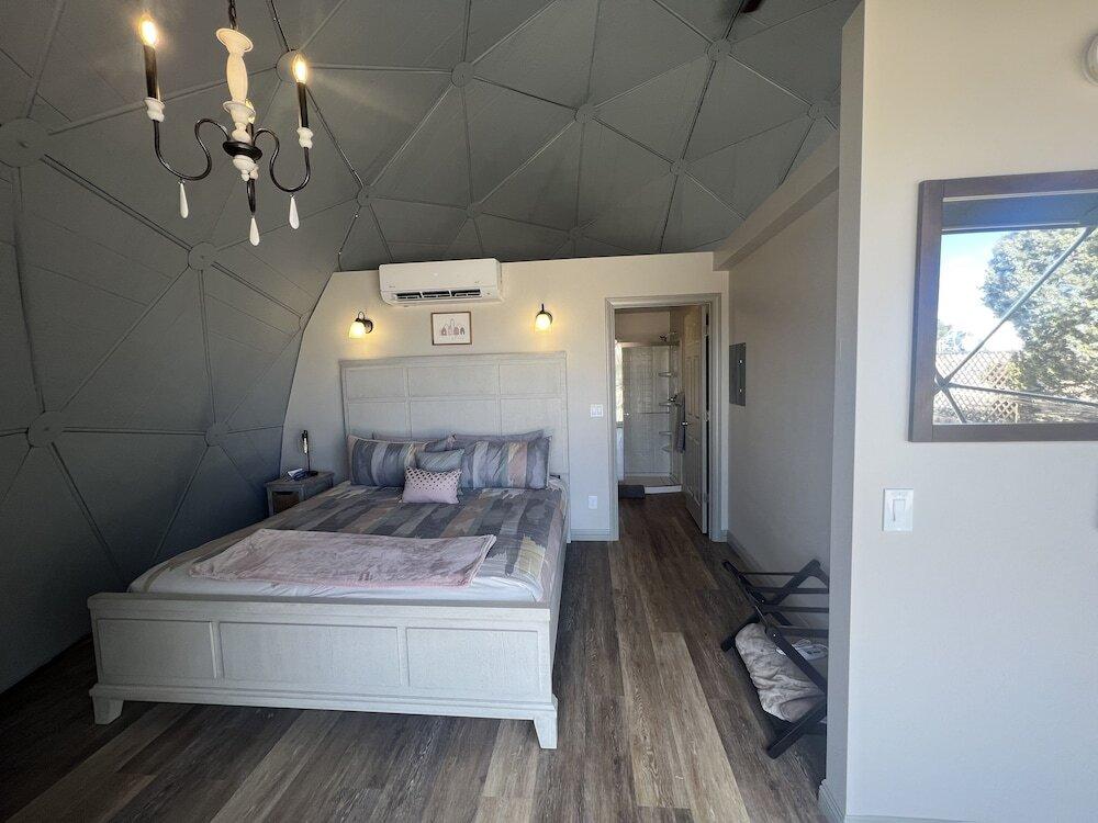 Bryce Glamp And Camp