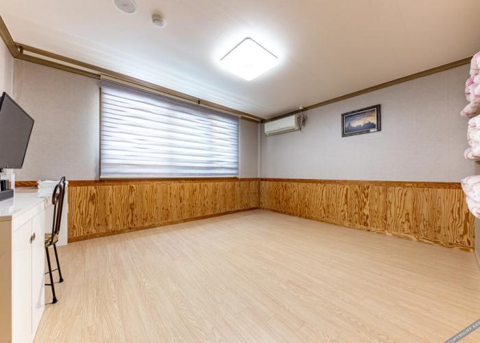 Haenam World Pension