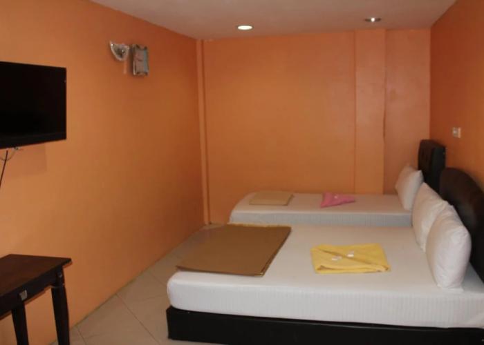 New Wave Hotel Nilai 1