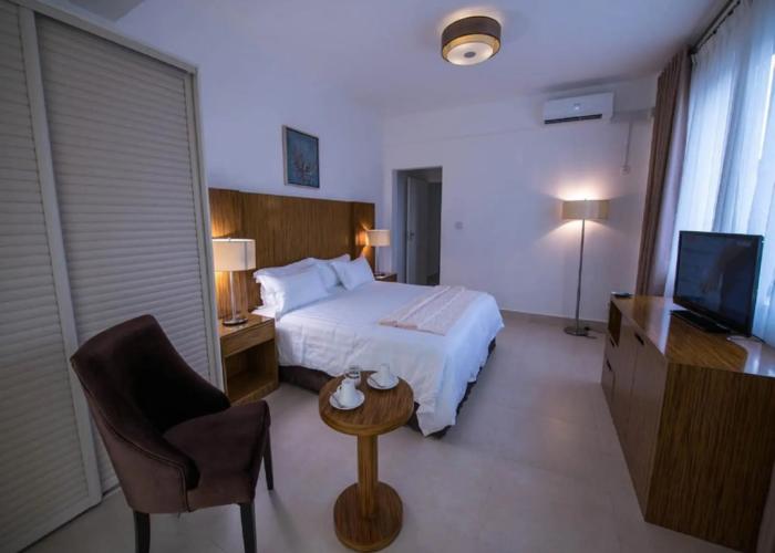 Palms Hotel