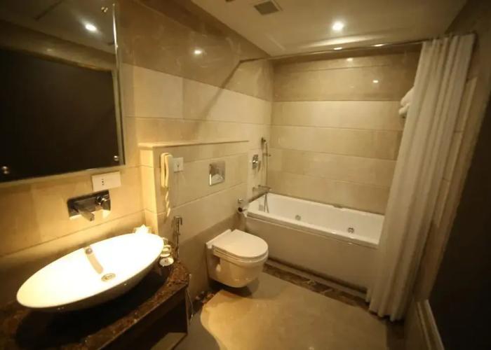Ramada By Wyndham Varanasi Katesar