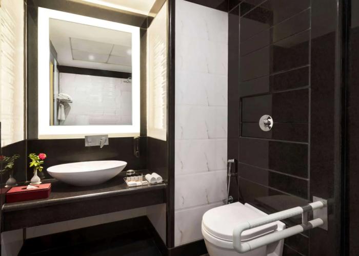 Ramada by Wyndham Varanasi Katesar