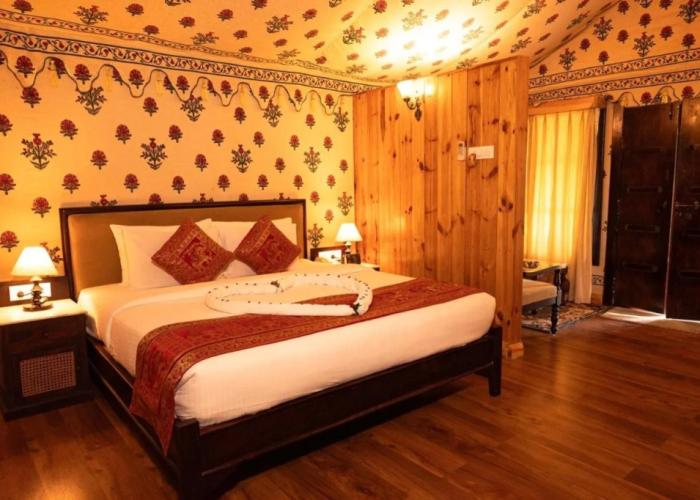 Om Vilas Benares, Varanasi