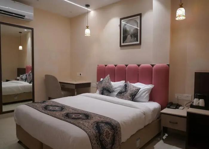 Hotel Anant Inn