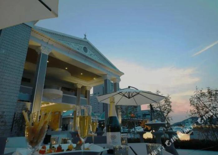 Southern City Hotel