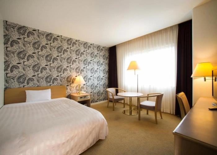 Southern City Hotel