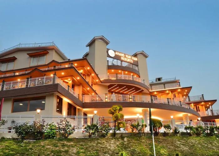 Anand Vardhan Resorts