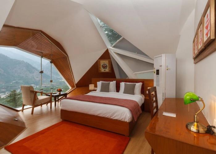 Tree of Life Eila Art Hotel; Naggar