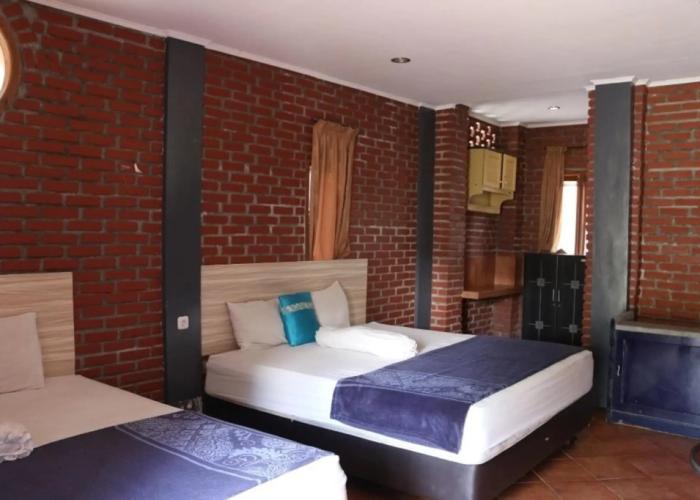 Bantal Guling Villa Bandung