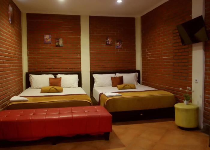 Bantal Guling Villa Bandung