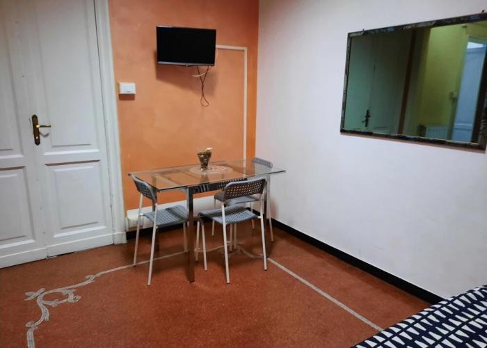 Appartamento a Invrea Posto Auto Incluso