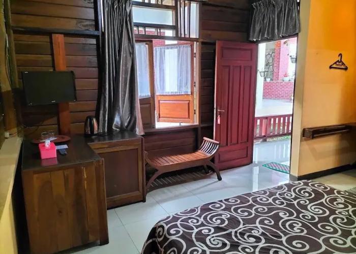 Nur Alam Hotel Lembang