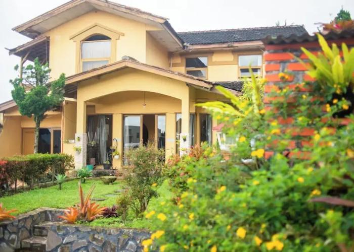 Nur Alam Hotel Lembang